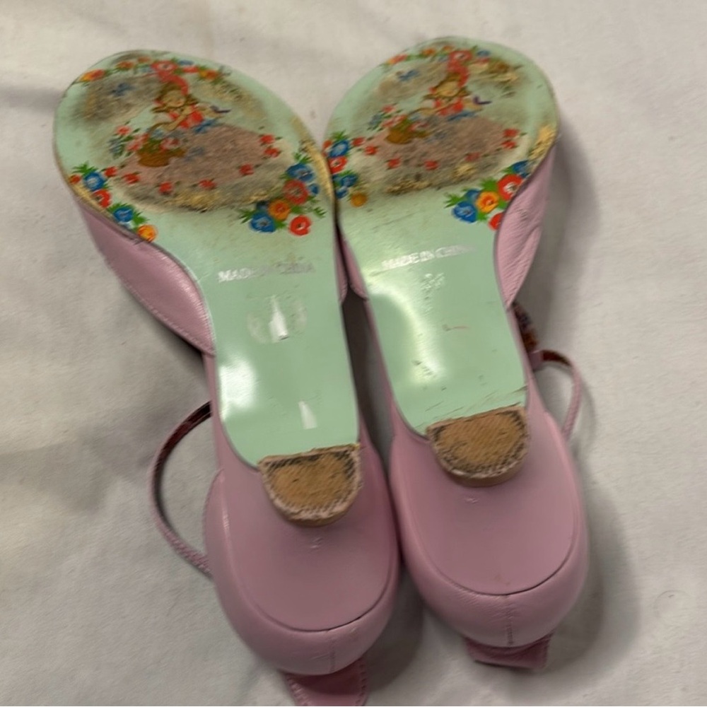 Irregular Choice “Linda” Lattice Kitten Heels - Picture 7 of 10